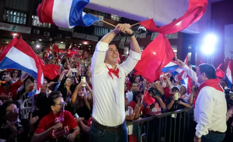 Elecciones Paraguay: Santiago Peña fue elegido como nuevo Presidente