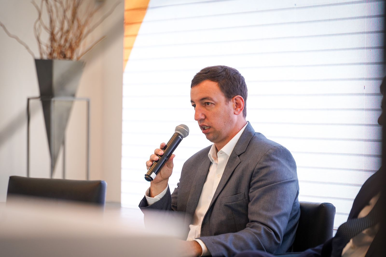 Yanotti: “Casi 7 de cada 10 usuarios seguirán con el subsidio a la luz y el gas”