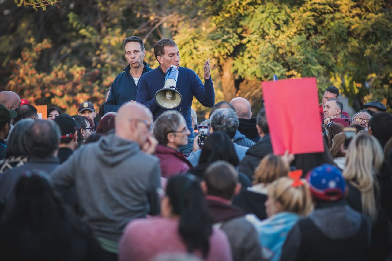 Santilli: "En cualquier escenario JxC le va a ganar a Kicillof"