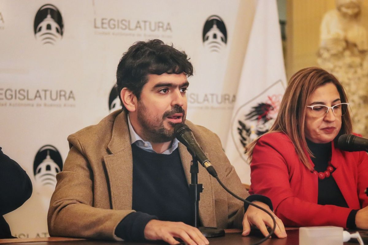 Valdés: "Estar en contacto con las mascotas mejora la calidad de vida"