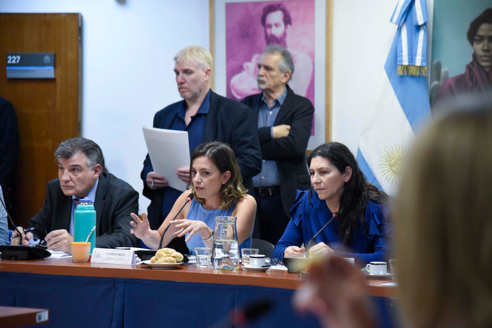 Paridad en el cuidado: Diputados comenzó el debate sobre las licencias laborales