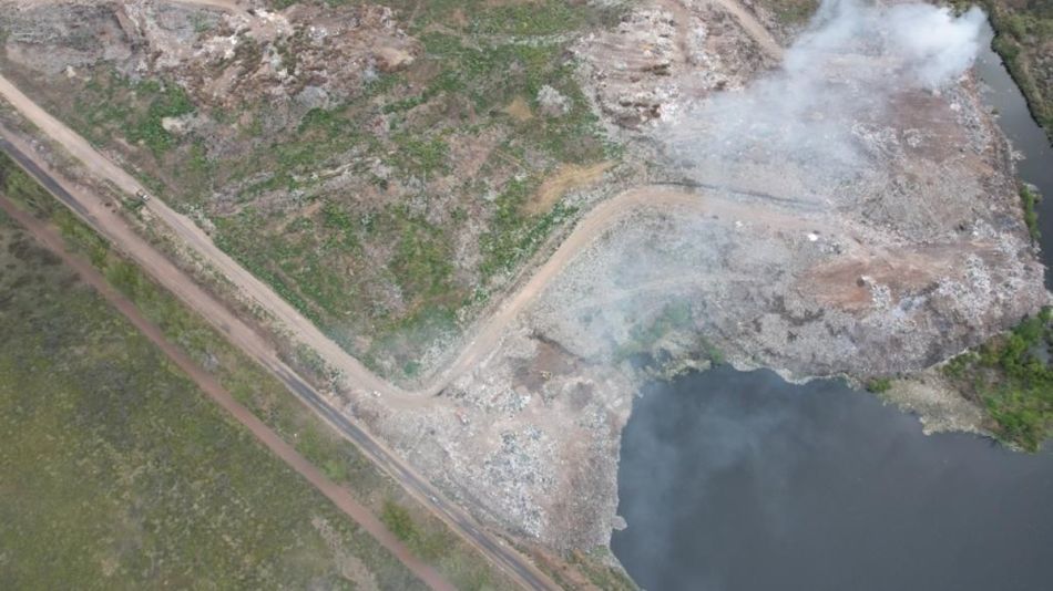 Irregularidades de las empresas adjudicatarias en el relleno sanitario de Luján