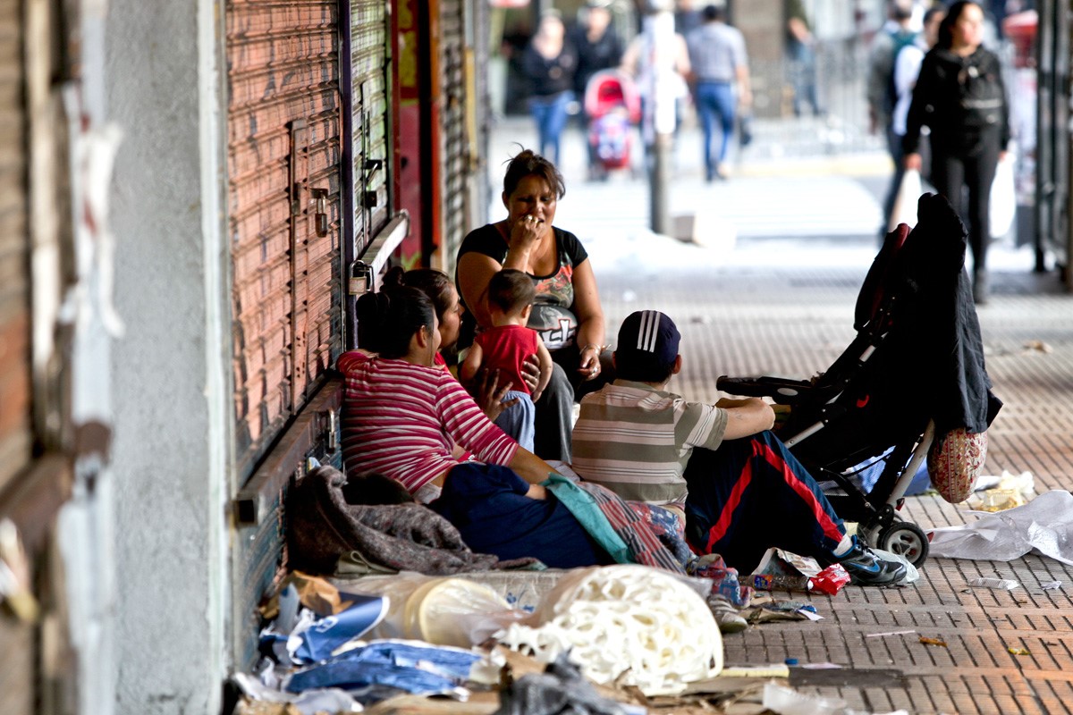 CABA: una familia tipo necesitó más de $222.601 para no ser pobre