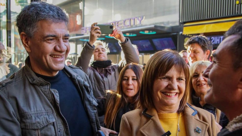 Jorge Macri y Patricia Bullrich, juntos de campaña por el Barrio Chino