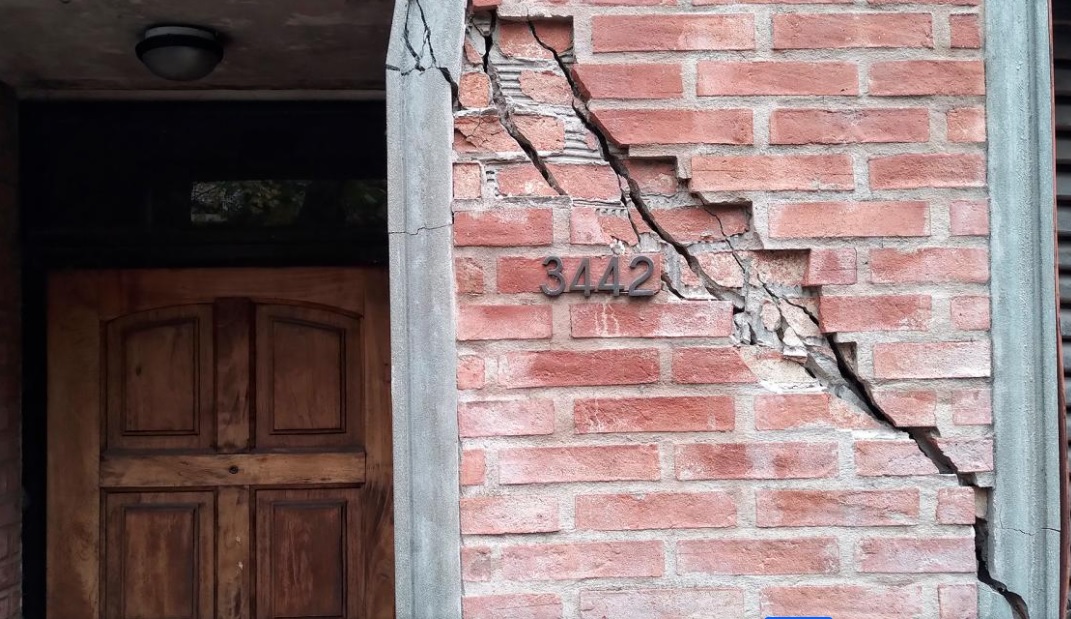 Vecinos contra las torres de Núñez: casas agrietadas y hundimientos