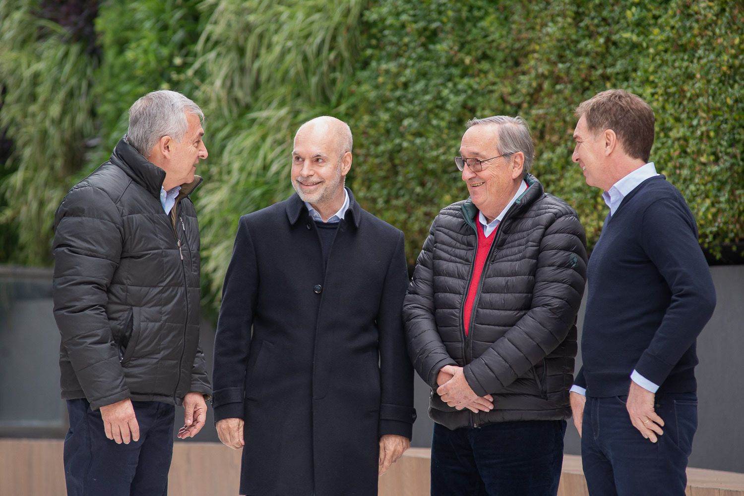 Santilli sigue sumando: intendentes de la UCR llevarán su boleta