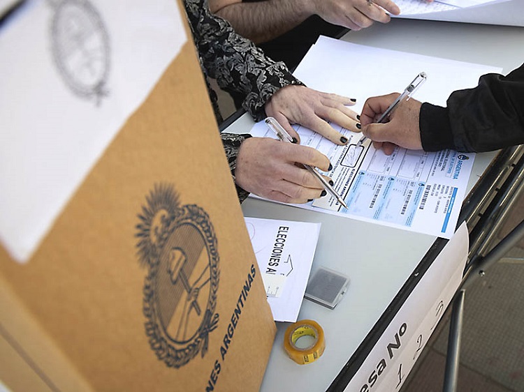 Elecciones: cómo ser autoridad de mesa y recibir hasta $40 mil