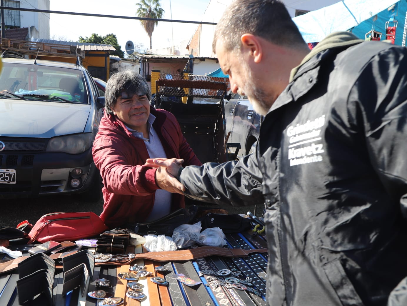 Kravetz, en la feria de Monte Chingolo y  en el Municipio en tu Barrio