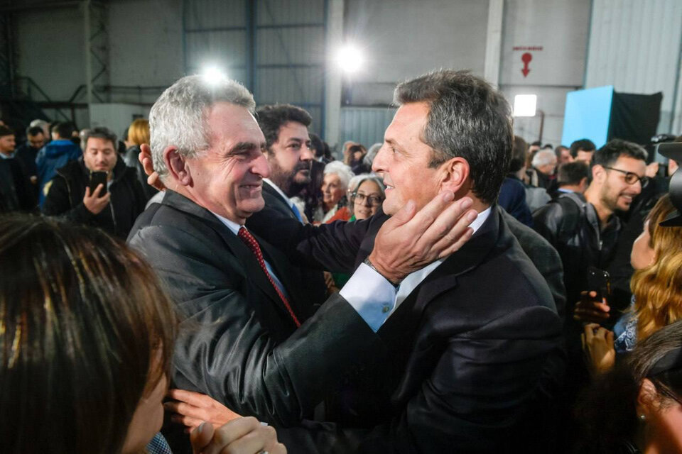 Actores, periodistas e intelectuales preparan un acto de apoyo a Massa