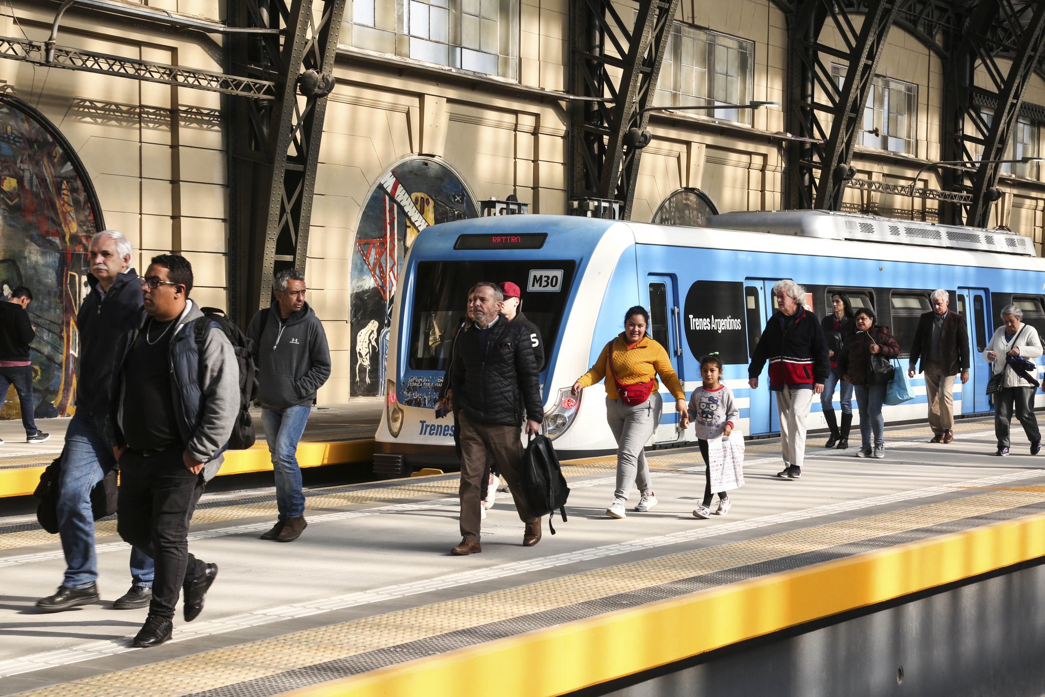 Los colectivos y trenes serán gratuitos el domingo de las PASO
