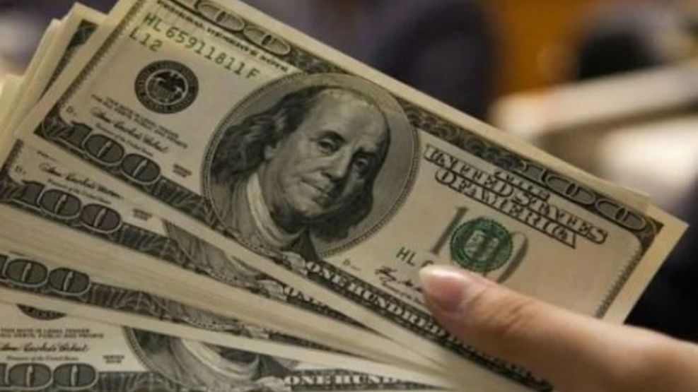 Explota: el dólar blue marcó un nuevo récord: cerró a $730