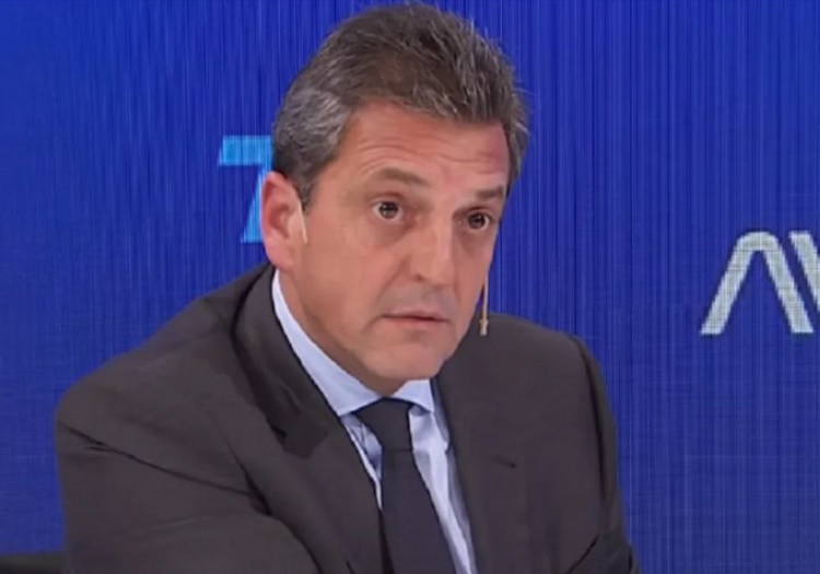 Massa no se va de Economía y criticó el plan de Milei