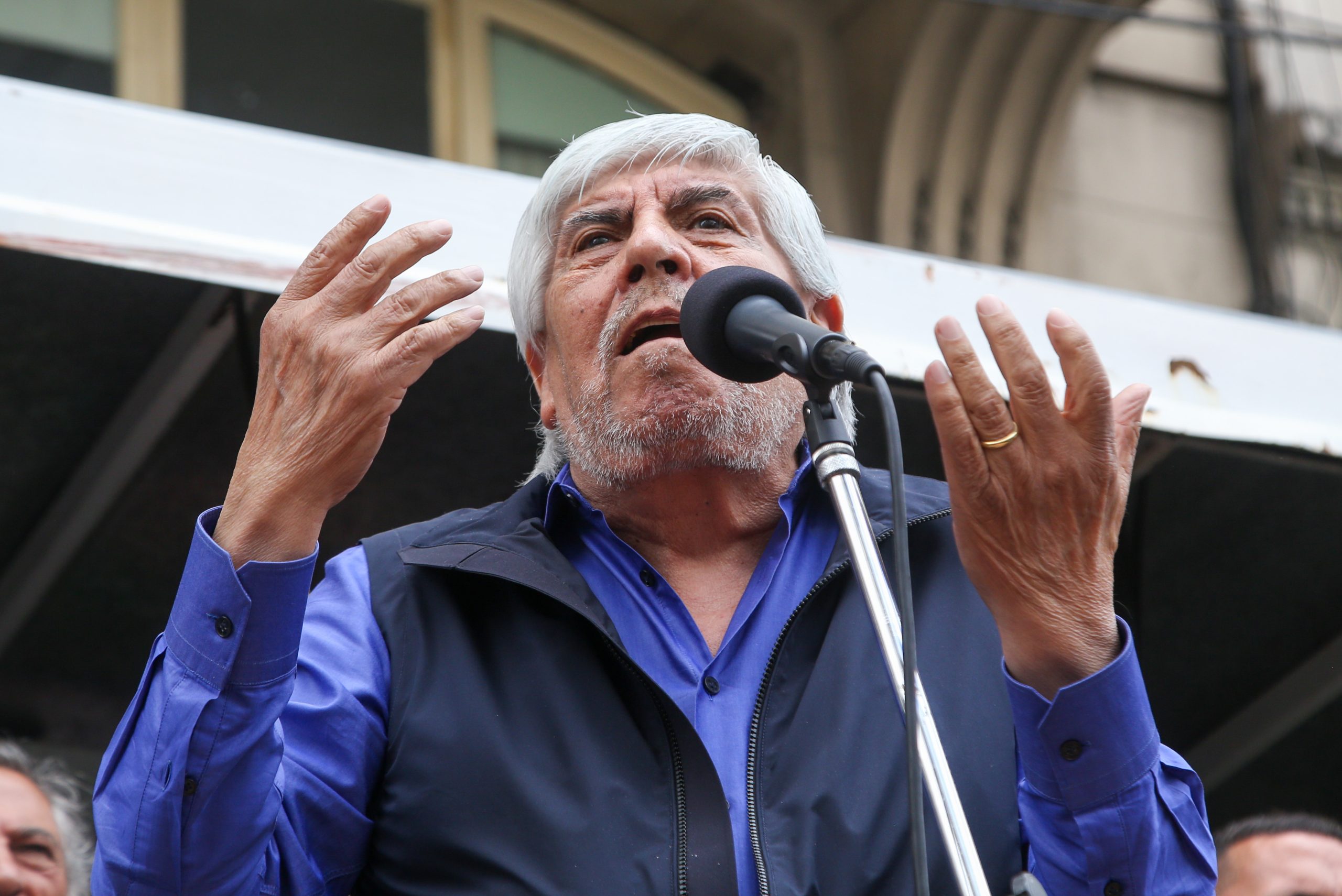 Por la inflación, Camioneros exige reabrir su paritaria y piden 140%