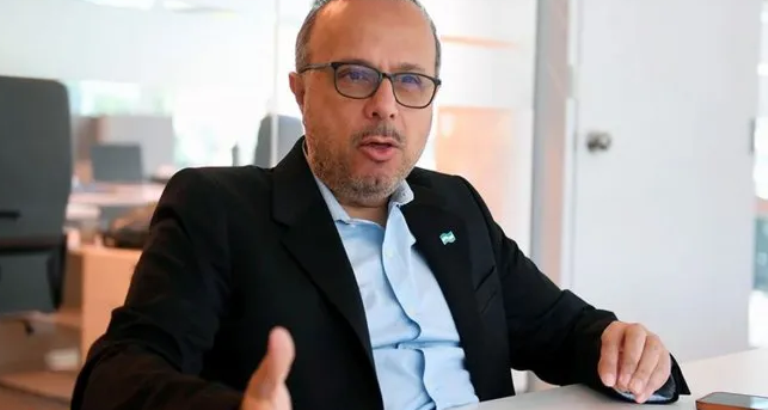 Denunciaron al ex asesor presidencial Antonio Aracre por abuso sexual