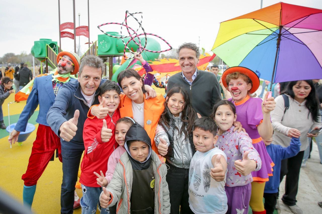 Día del Estudiante: Massa estuvo con jóvenes y apuntó contra Milei