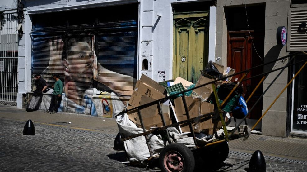 Encuesta: un 57% piensa que la pobreza y el desempleo generan inestabilidad