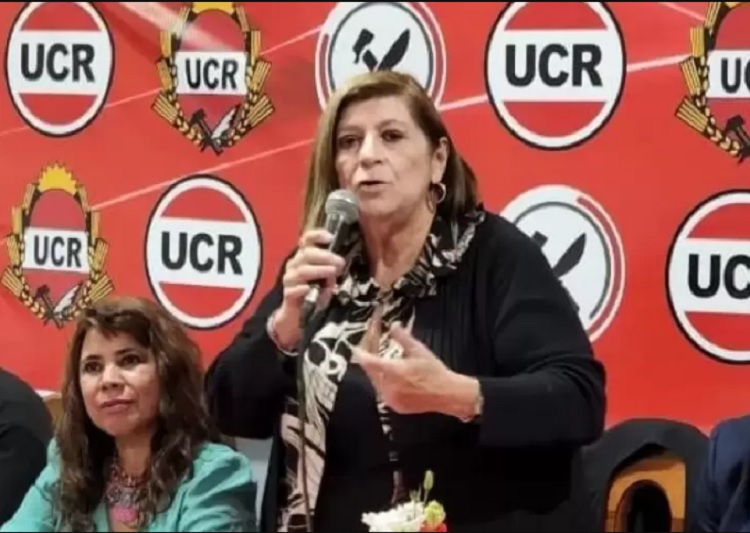 Arde JxC: un sector de la UCR apoyará a Massa en el balotaje