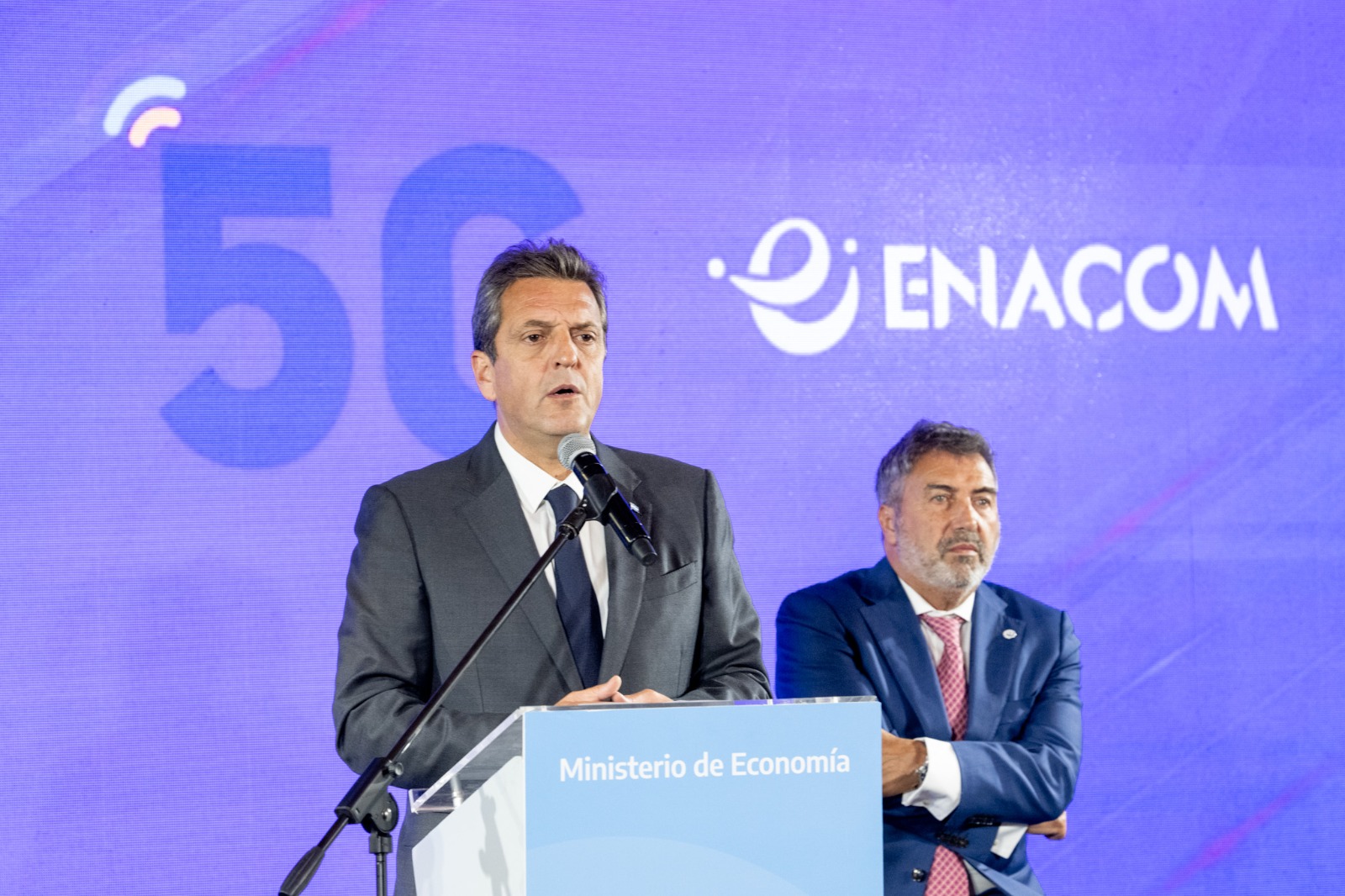 Massa anunció la adjudicación del 5G: Argentina obtendrá u$s 900 millones