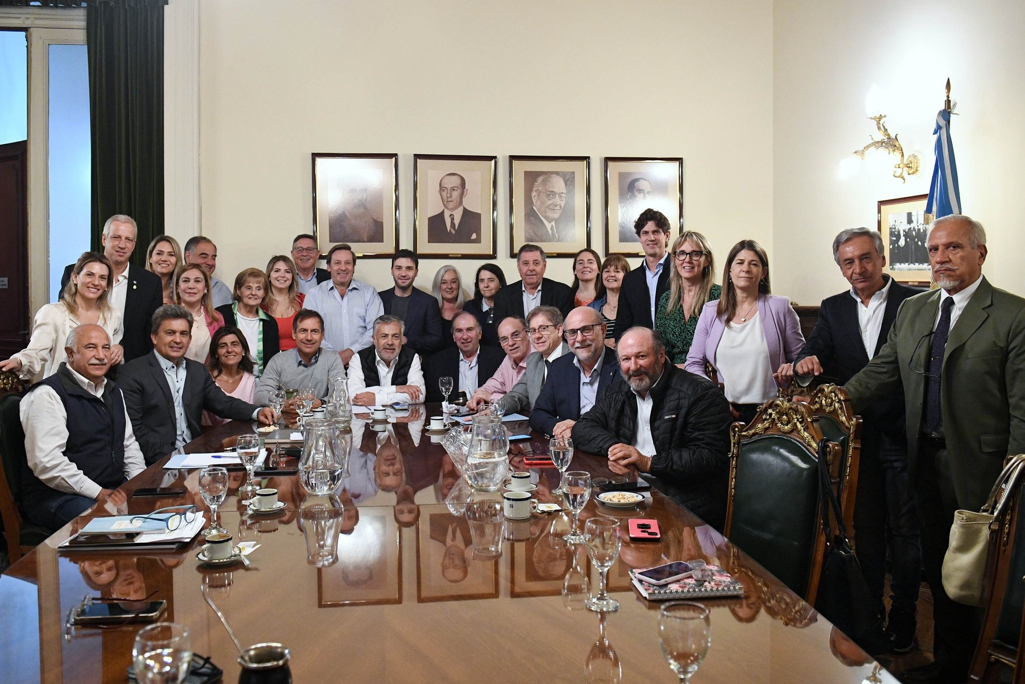 Los senadores de JxC mostraron unidad en medio de la tormenta política