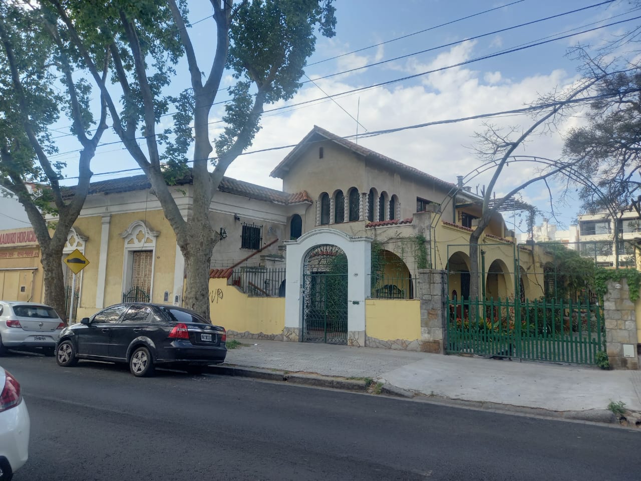 "Un nuevo atentado al patrimonio porteño fue frenado por la Justicia"