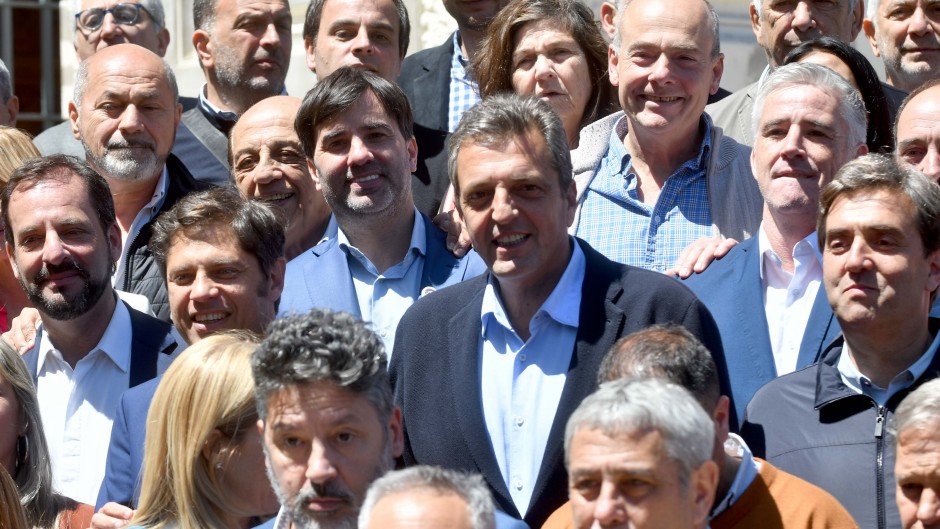 Los intendentes del PJ bonaerense juegan a fondo para apuntalar a Massa