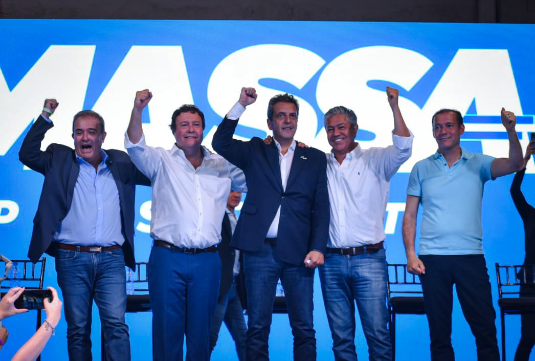 Massa: "El domingo a construir desde la Patagonia, la victoria de la Argentina"