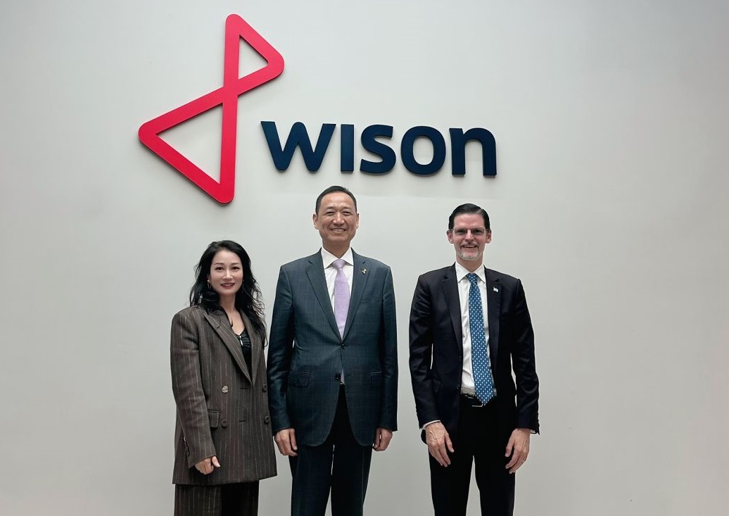 Vaca Narvaja: “No es momento de cuestionar relaciones con ningún país"