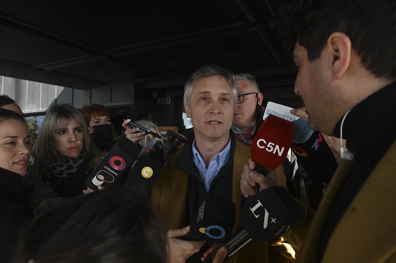 De Andreis: “Si hay rosca, que no le cuelguen la galletita a Mauricio”