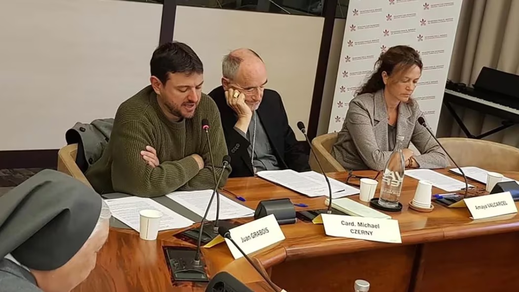 Grabois expuso en el Vaticano: “El Papa marca límites"