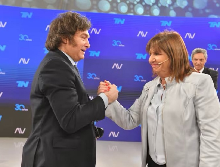 Milei modificó el puesto de Bullrich y la ascendió de rango por decreto