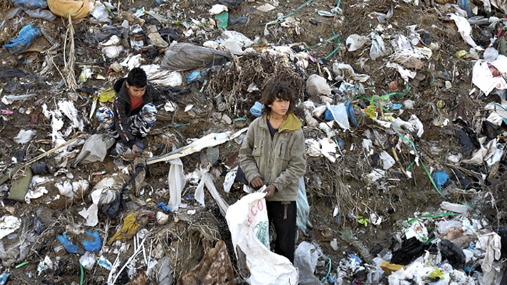 Un estudio reveló que la pobreza trepó al 44,7% y sin planes llegaría al 50%