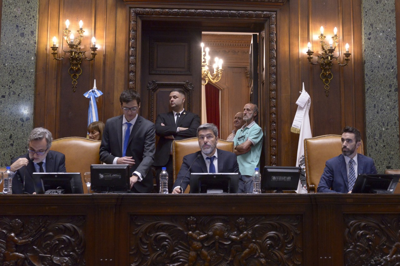 López, Lammens y Ocaña son las nuevas autoridades de la Legislatura