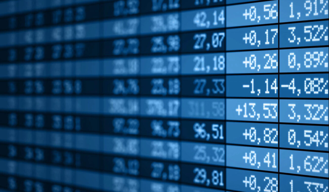 Las calificadoras de riesgo advierten que el ajuste de Milei "será doloroso”