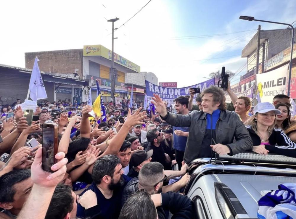 Una encuesta midió a Milei en el Conurbano y despertó el alerta