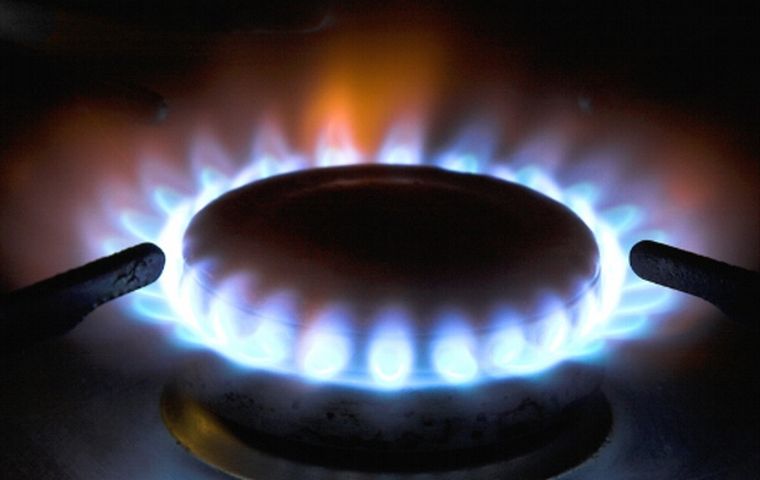 Tarifas: las empresas de gas piden aumentos de más del 350%