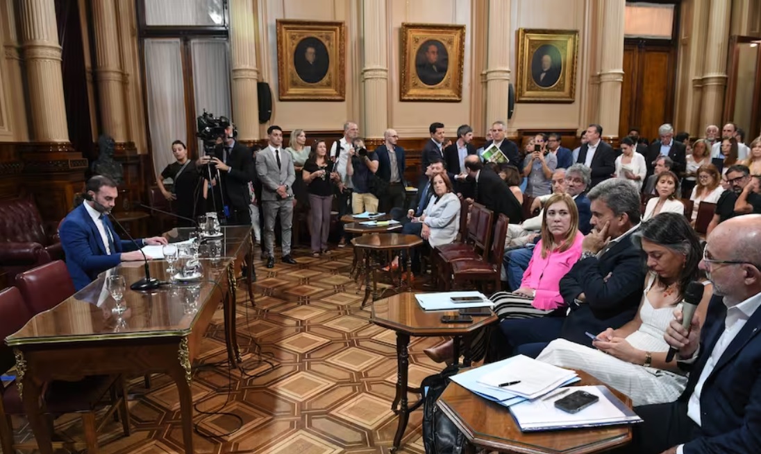 Los senadores libertarios arrancaron con todo y buscan darle tranquilidad a Milei