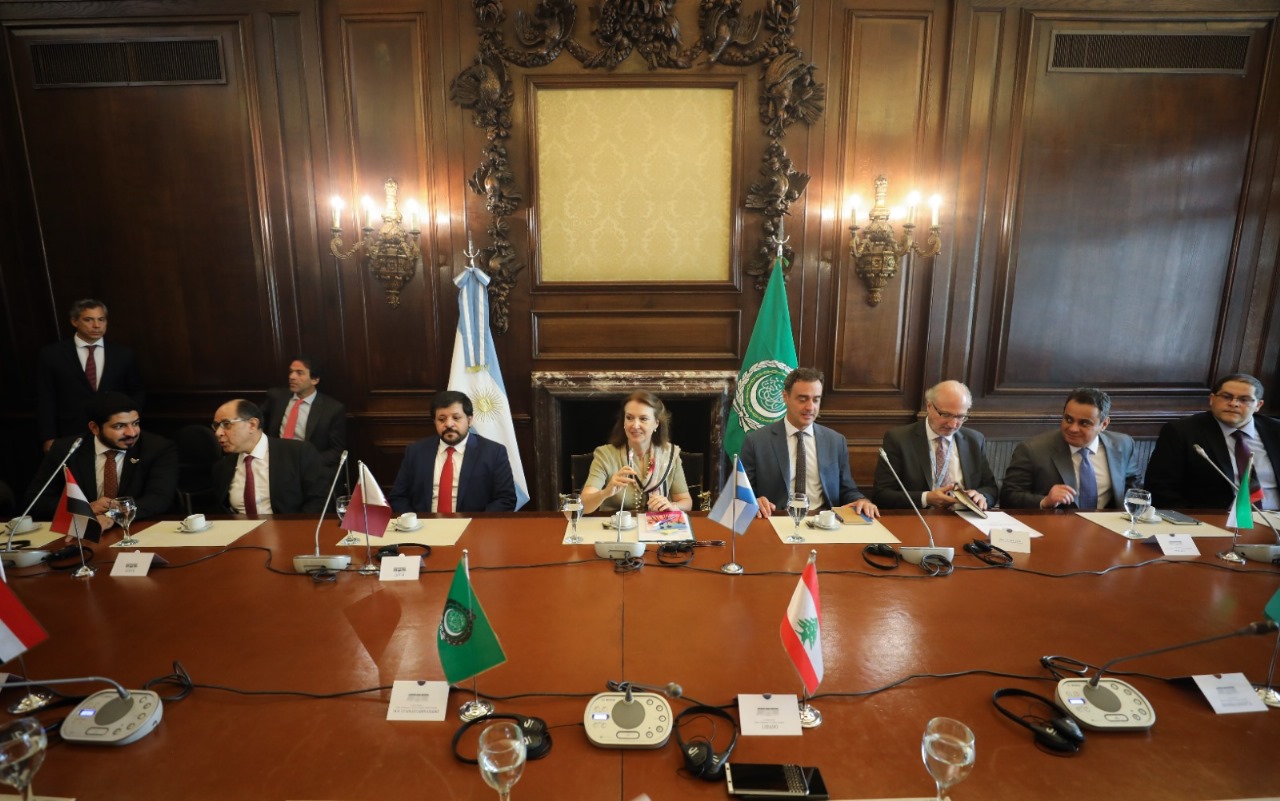 Mondino recibió a los embajadores de la Liga de Estados Árabes