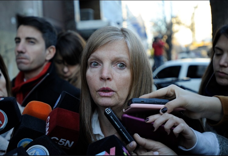 Nuevo revés para Milei: una jueza frenó los aumentos de las prepagas