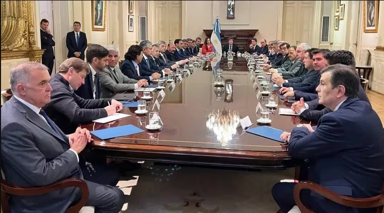 Ley Ómnibus: los gobernadores dialoguistas pidieron una nueva reunión