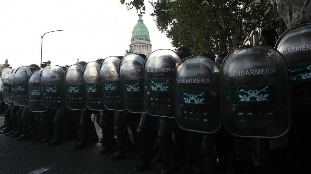 La Defensoría del Pueblo porteña denunció la represión en el Congreso