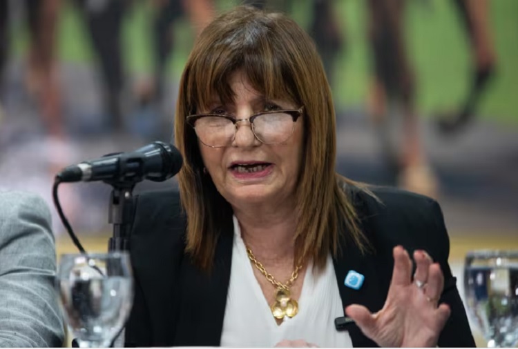 Bullrich activa vigilancia digital con agentes encubiertos en redes sociales