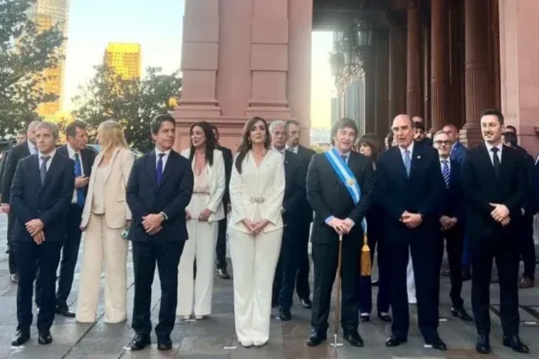 Una encuesta midió el gabinete de Milei: 7 de cada 10 son casta