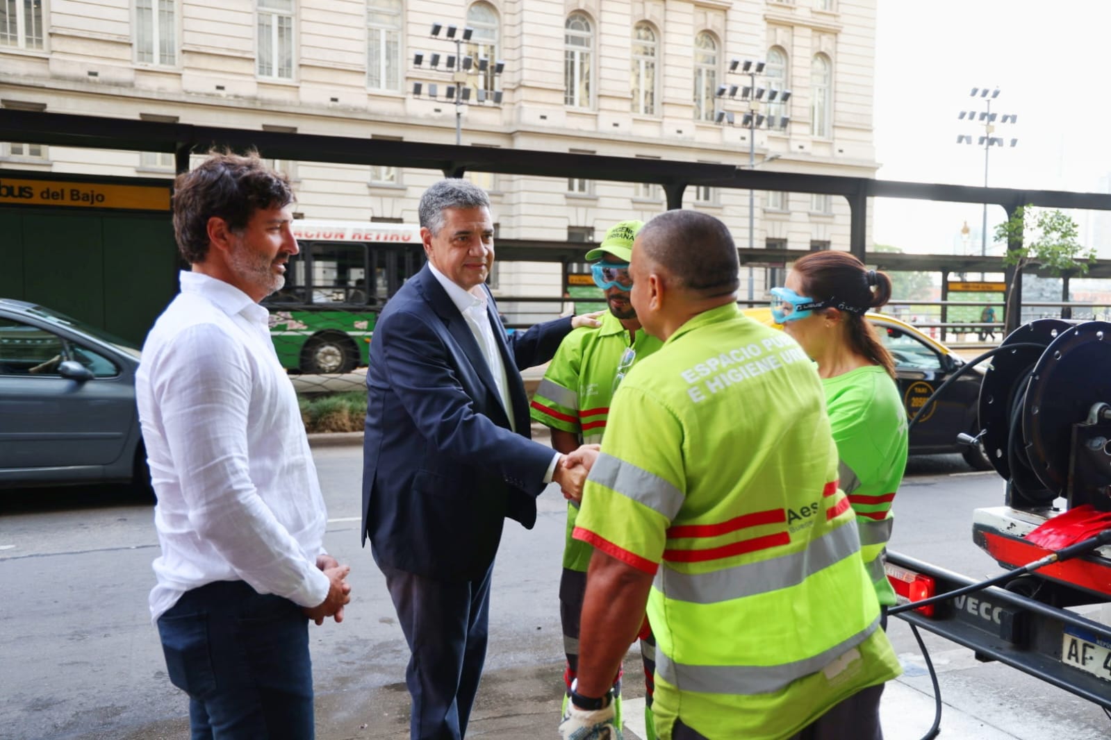 La Ciudad pone en marcha operativos de limpieza intensivos en zonas de alto tránsito