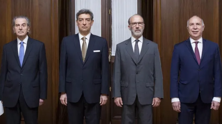 El Gobierno presentó un recurso en la Corte Suprema para la reforma laboral