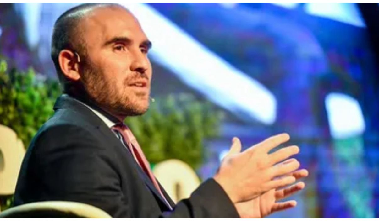 Guzmán le respondió a Cristina y cuestionó el ajuste fiscal de Javier Milei