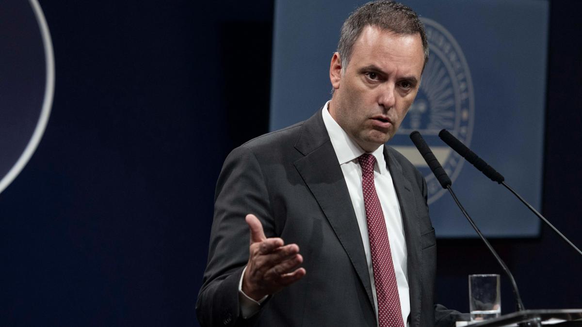 El Gobierno fijó el salario mínimo vital y móvil en $180.000 para febrero