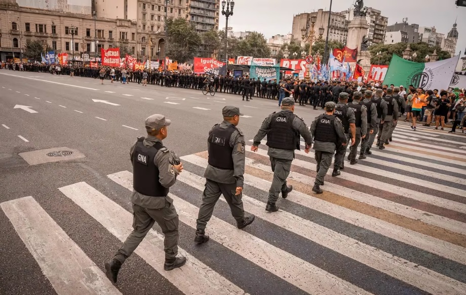 Causa protocolo antipiquetes: la Cámara Federal apartó al juez Casanello