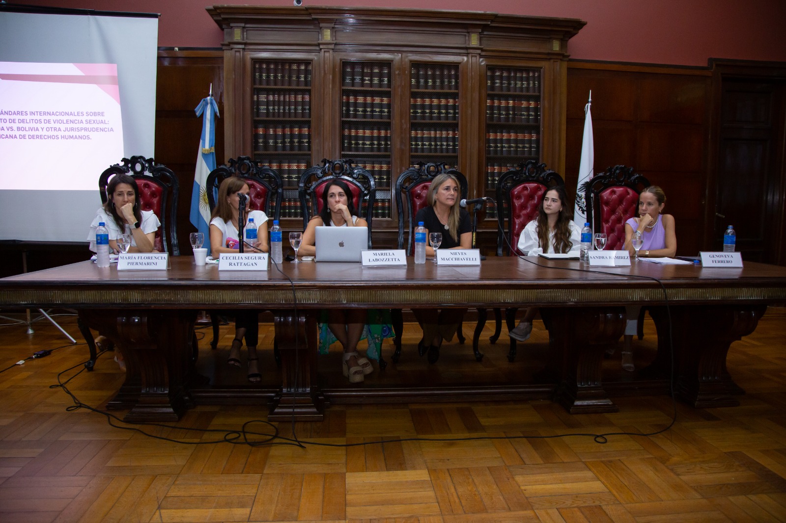 Conversatorio: delitos internacionales y enjuiciamiento de delitos de violencia sexual