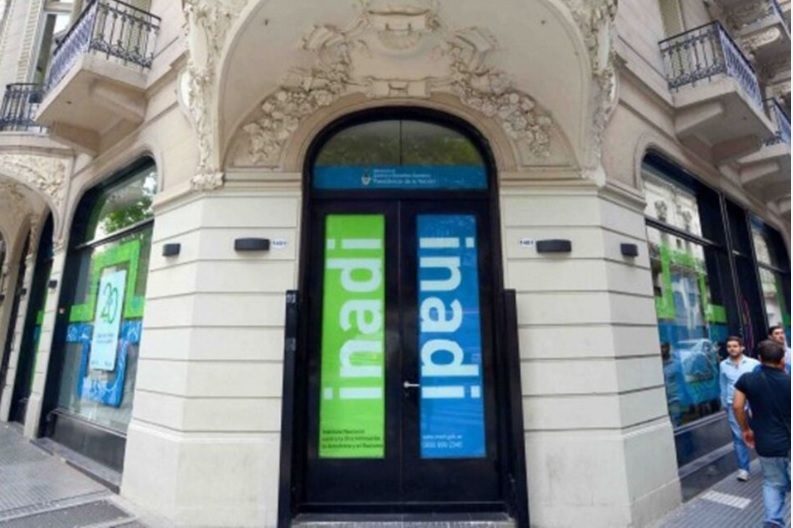 El Gobierno cierra el Inadi: "No financiaremos rosca política"