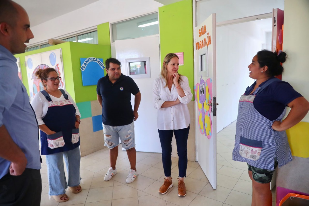 Muzzio: “La educación es esencial y por eso el lunes las escuelas estarán abiertas”